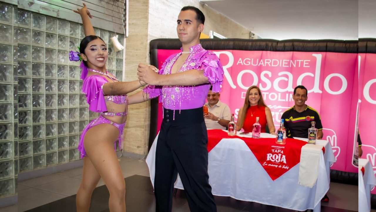 Grupo Niche encabezará el Súper Concierto de San Pedro en Ibagué 6 Pareja salsa