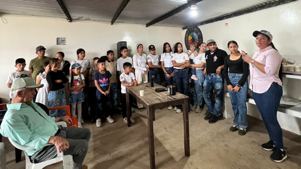 Escuela de Catación Chipaca fortalece la formación de niños y jóvenes cafeteros 10 Escuela Cafe